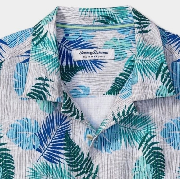 Tommy Bahama The Bahama Coast Fronds Away Island Zone Camp Shirt Pale Sky SZ M - Picture 5 of 16